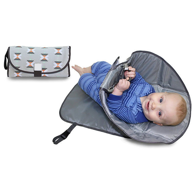 Portable Waterproof Diaper Changing Pad Clutch – Foldable Baby Mat with Toy Ring & Barrier Design (70x50cm)